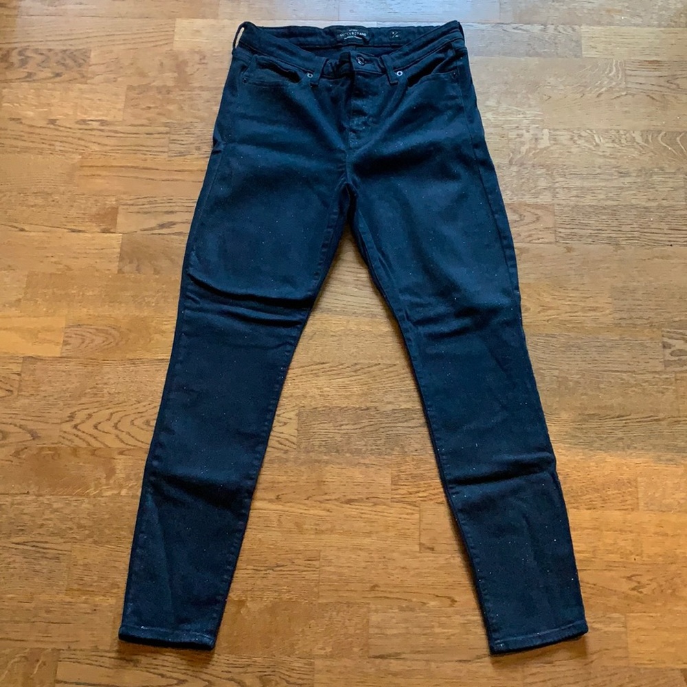 Lucky Brand Ava cut skinny jeans- dark blue with sparkles!  RARE